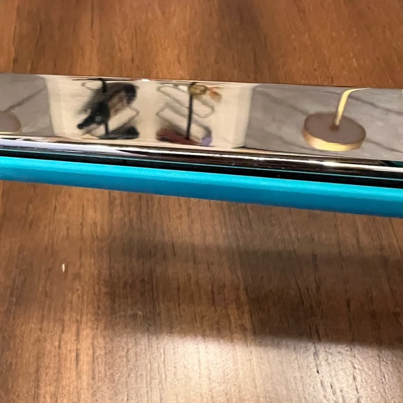 MORCCANOIL TITANIUM FLAT IRON LIKE NEW. TOP OF THE LINE🙌🏼

WANT IT? Make offer - Picture 5 of 7